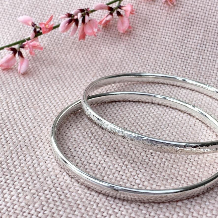 Cortez Bangle - ladies silver bangle - handmade in Wiltshire, UK - polished, satin or hammered bangles