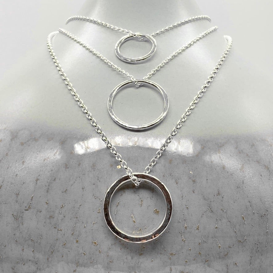 Caldera Soltera circle pendant necklace colection