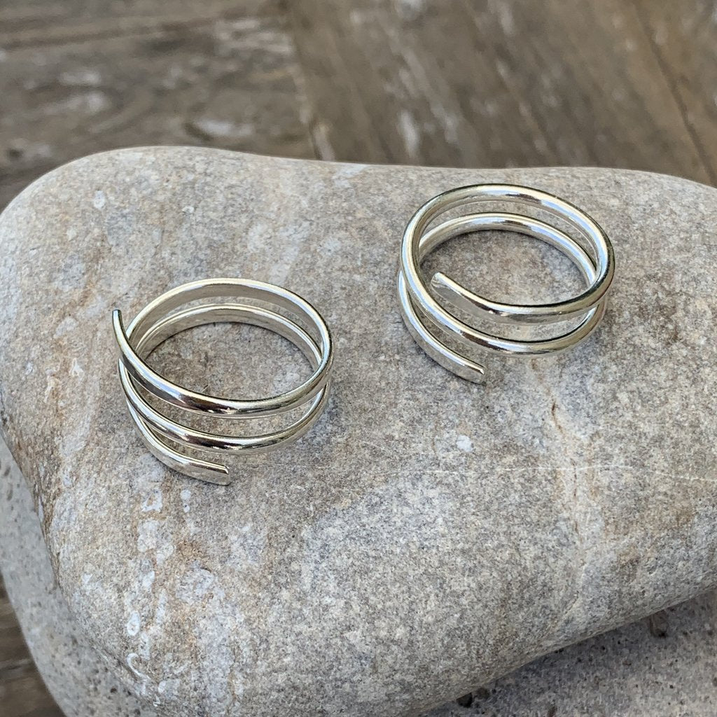 Stylish triple band boho silver ring. Handmade sterling silver spiral ring.
