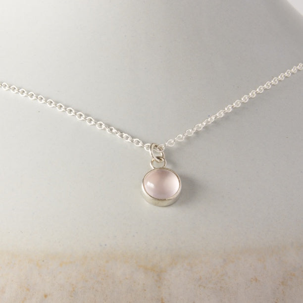 Rose Quartz Petit Uno Silver Pendant Necklace